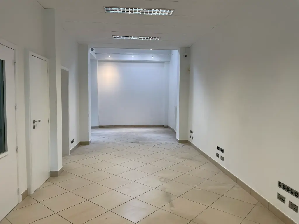 Tournai - Avenue Van Cutsem - Bureau